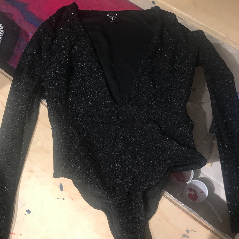 Subtle sparkly plunge bodysuit- black